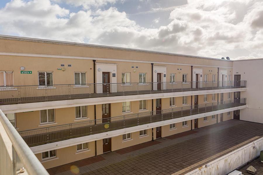 Priory House, Student Accommodation, Manor Village Apartments, Cork Road, X91W427 Waterford Exterior foto